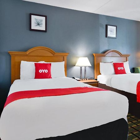 Oyo Hotel Lake Park - Valdosta Area エクステリア 写真