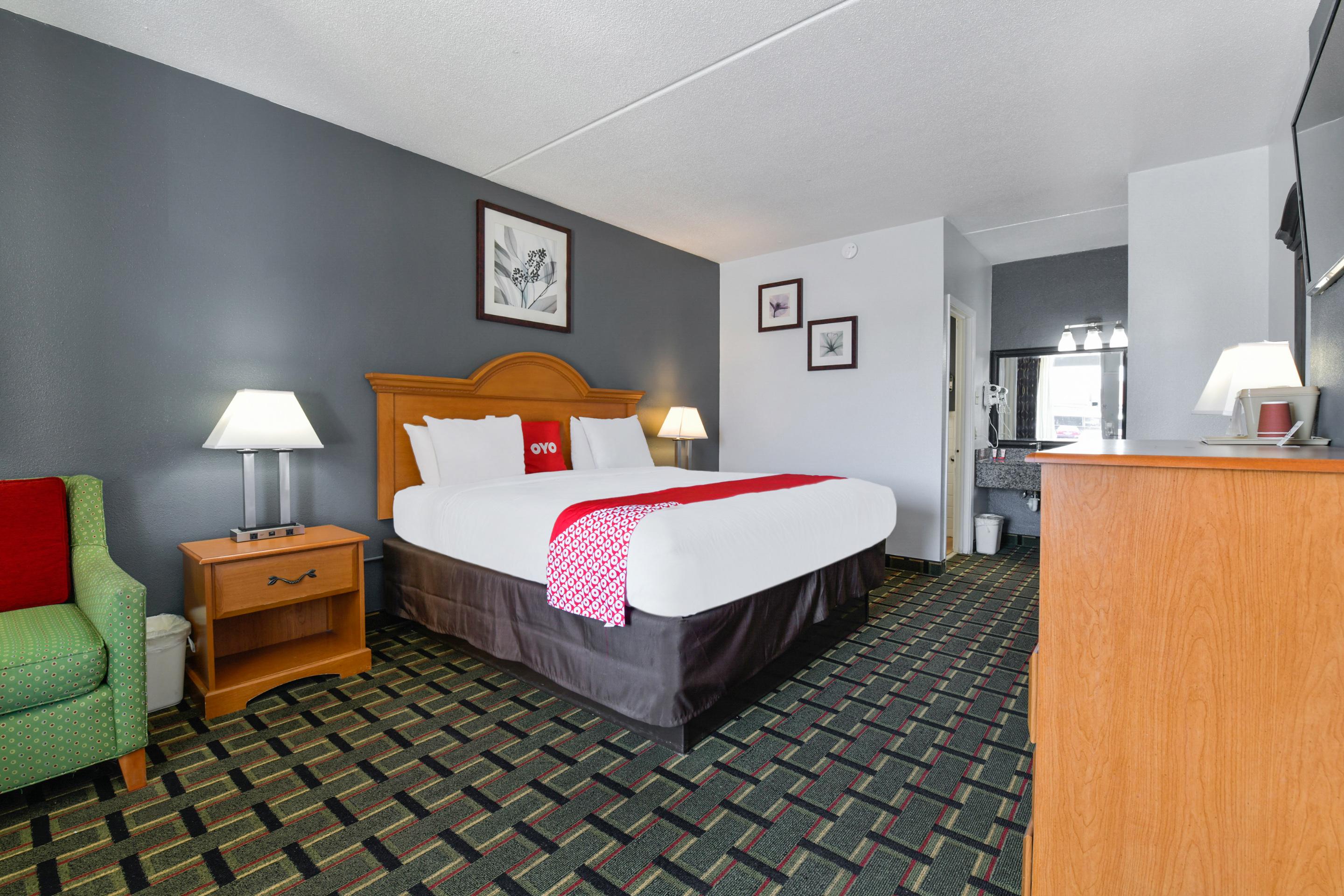 Oyo Hotel Lake Park - Valdosta Area エクステリア 写真