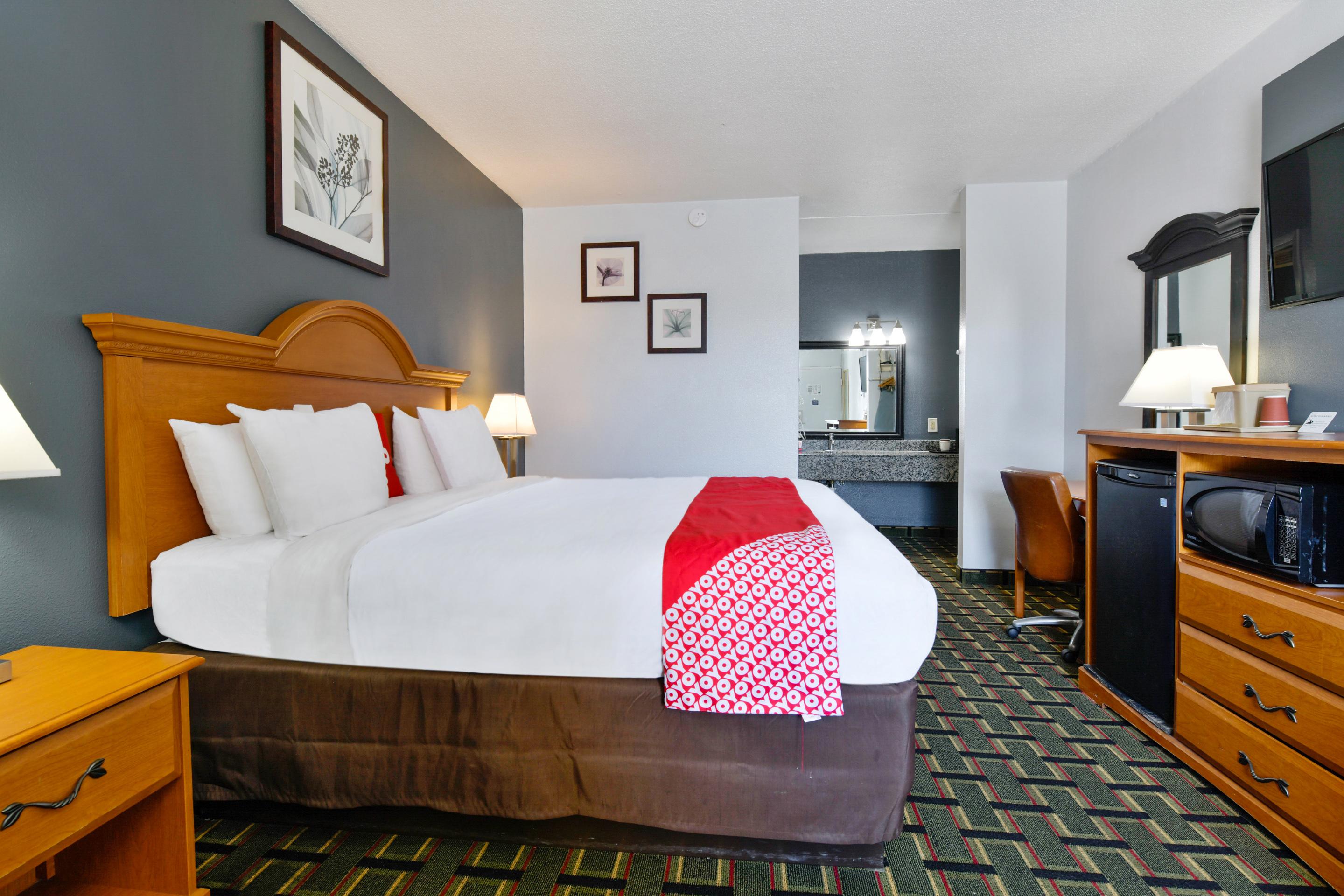 Oyo Hotel Lake Park - Valdosta Area エクステリア 写真