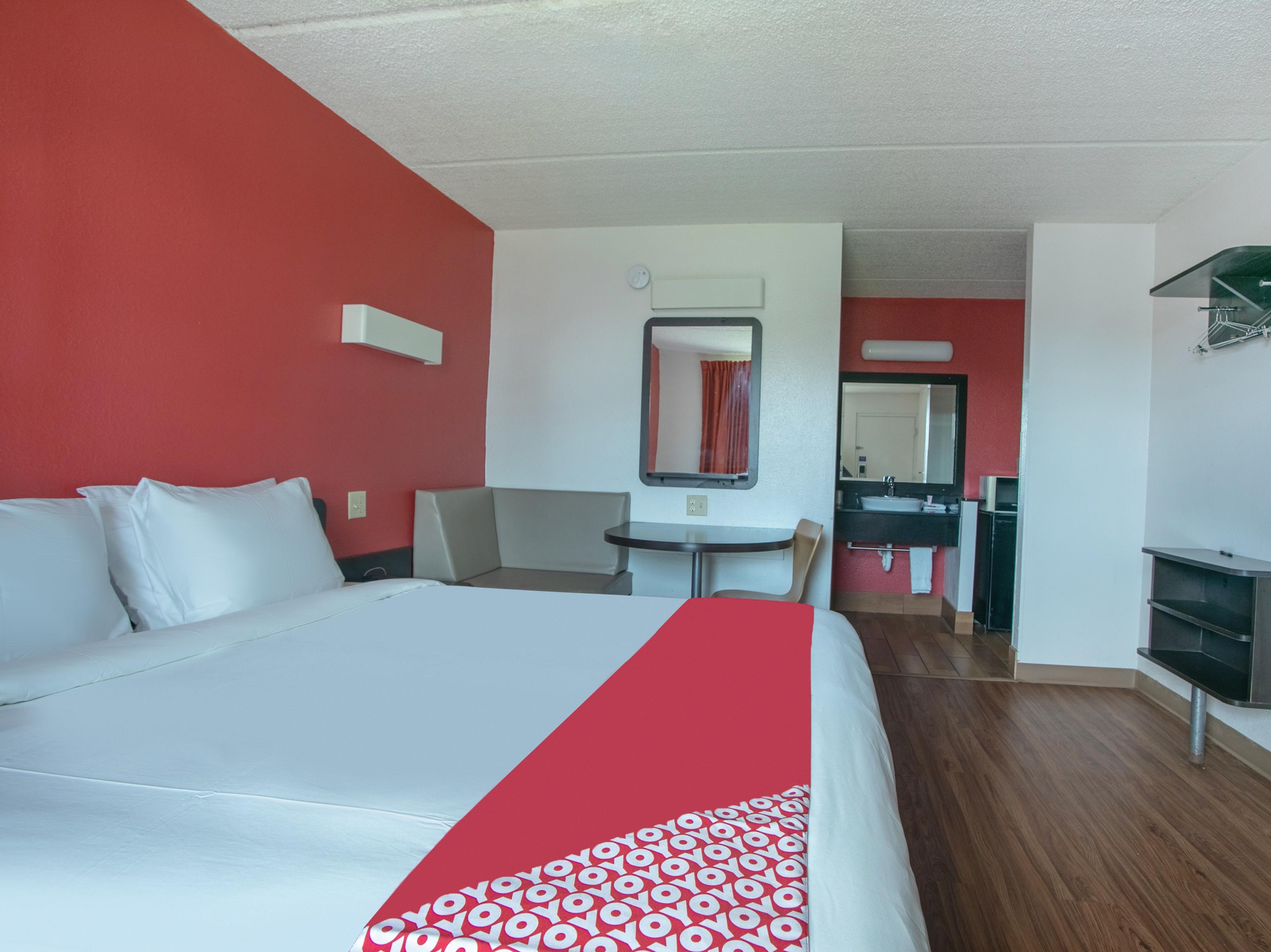 Oyo Hotel Lake Park - Valdosta Area エクステリア 写真