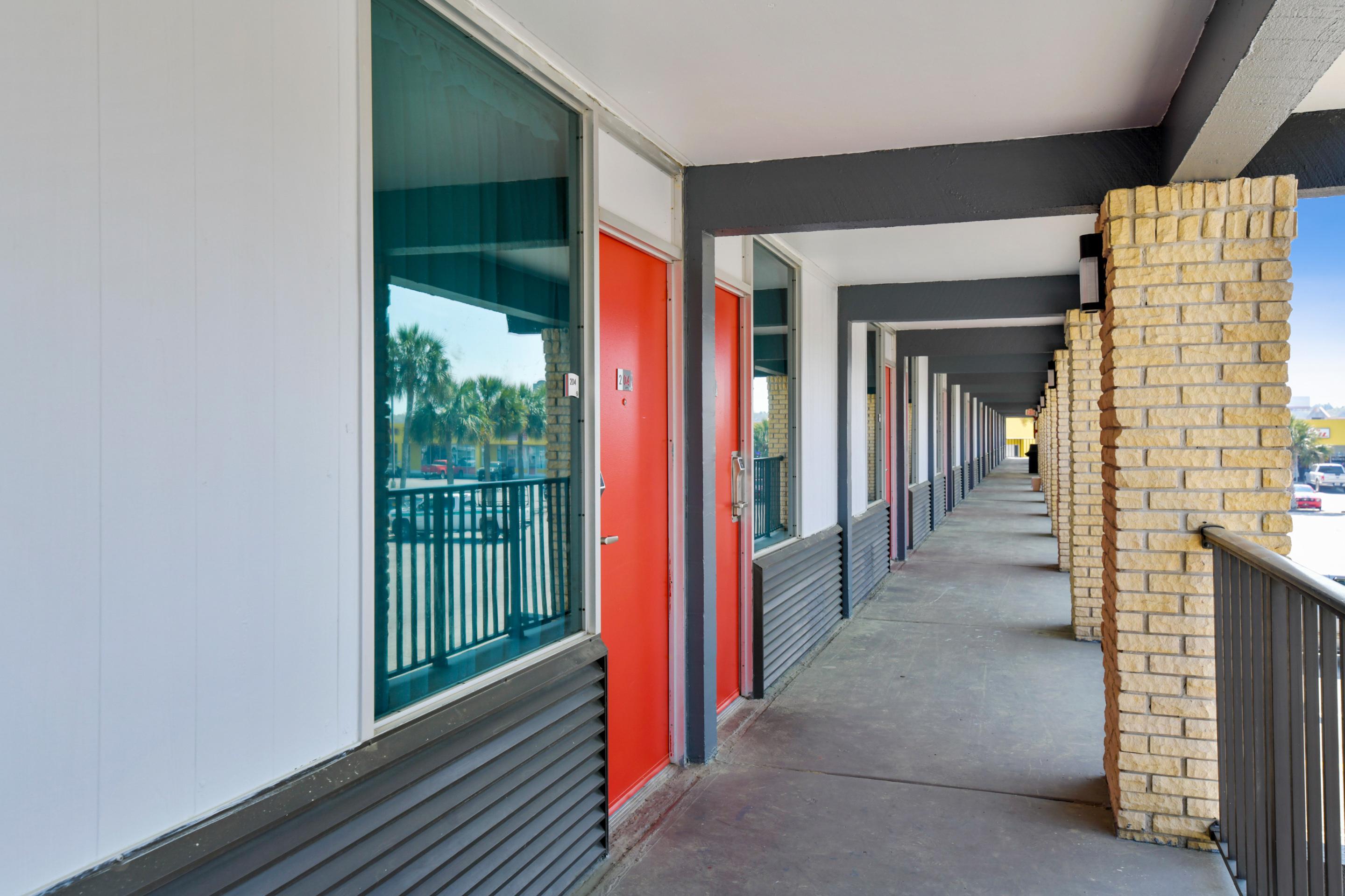 Oyo Hotel Lake Park - Valdosta Area エクステリア 写真